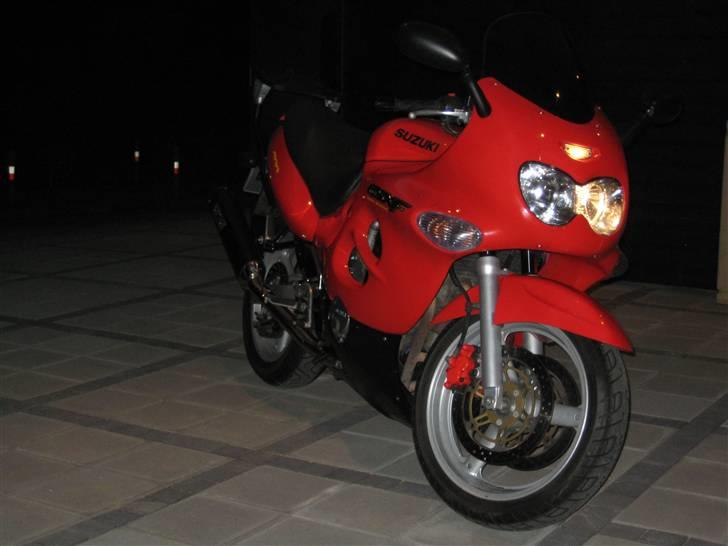 Suzuki GSX 600 F billede 3