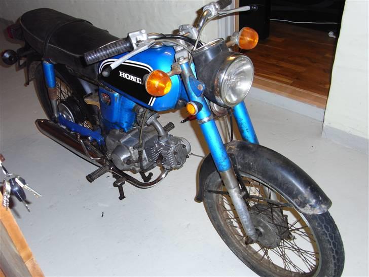 Honda CD70K1 billede 3