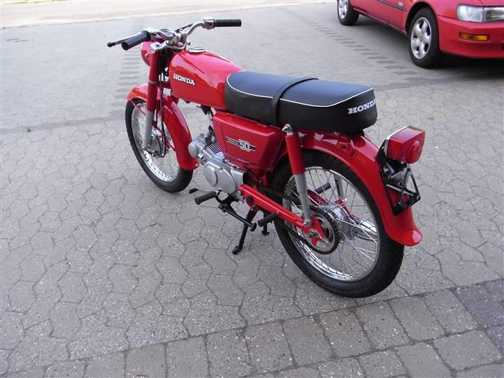 Honda CD70K1 billede 10