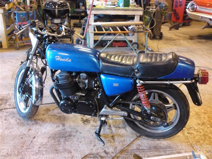 Honda CB 750 F II Super Sport - Sådan så den altså ud...meget er sket siden. billede 10