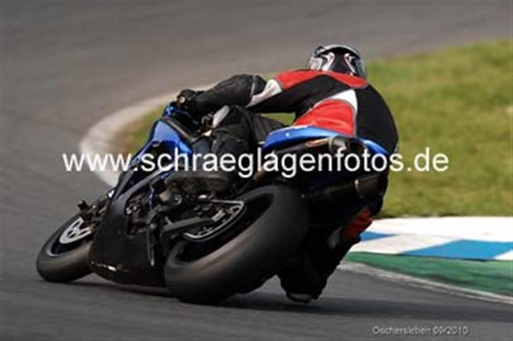 Yamaha YZF-R1 - Baneracer billede 4