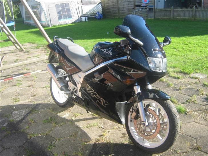 Honda vfr750f rc36 billede 1