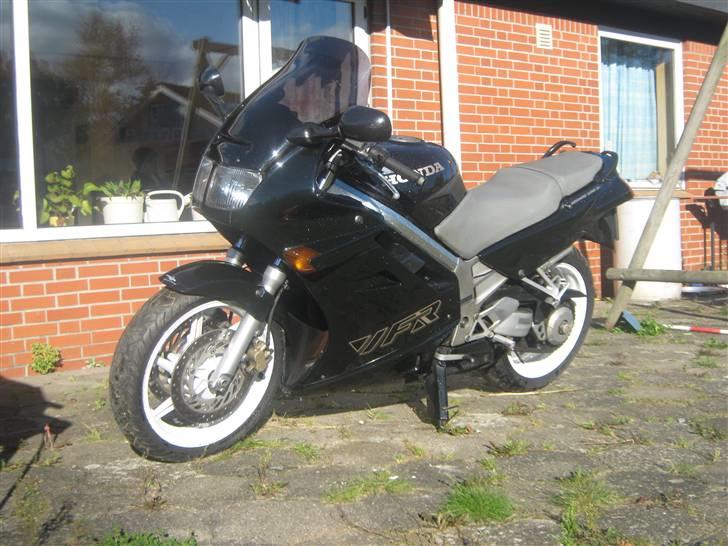 Honda vfr750f rc36 billede 4