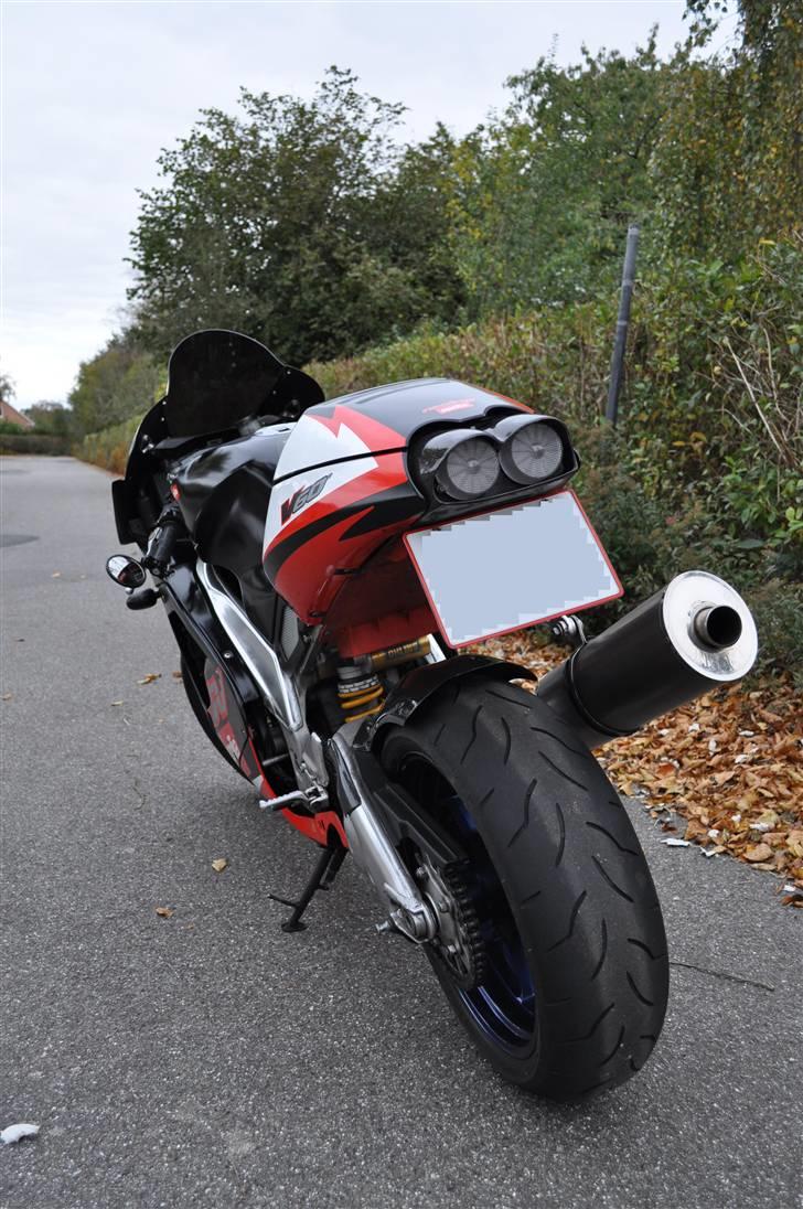 Aprilia Rsv Mille R ( Solgt ) billede 11