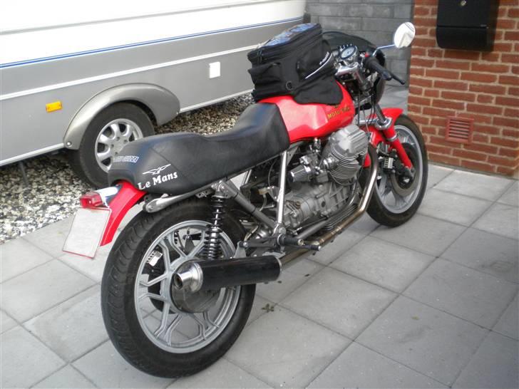 Moto Guzzi Le Mans II - Netop hjemvendt efter 300 dejlige kilometer på en eftermiddag :o) billede 2