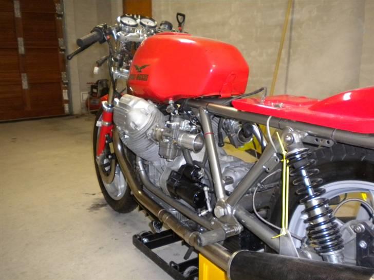 Moto Guzzi Le Mans II - Under construction billede 5