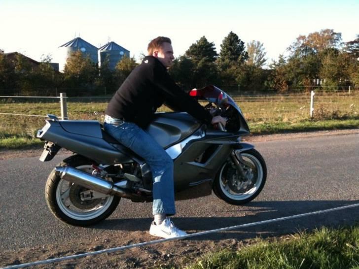 Yamaha FZR 1000 SÆLGES billede 5