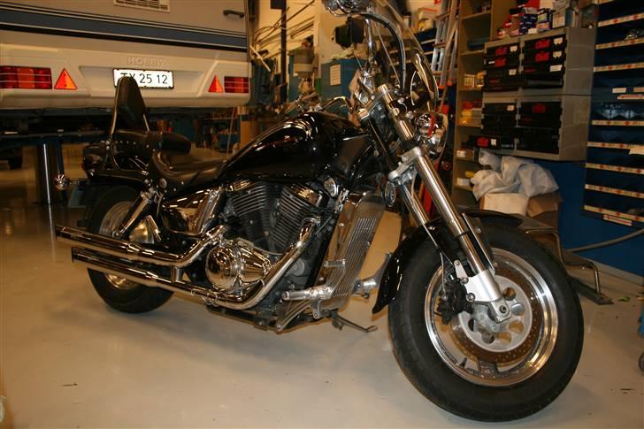 Suzuki VZ 800 Marauder * solgt * billede 1