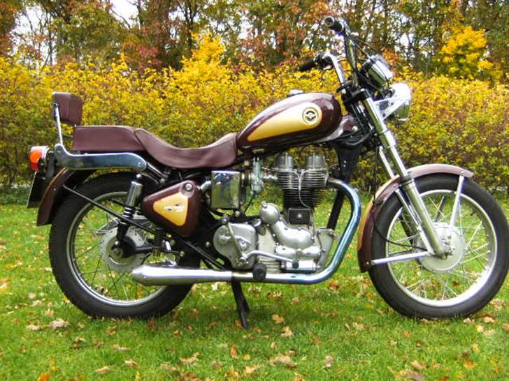 Royal Enfield Lightning 535 billede 1