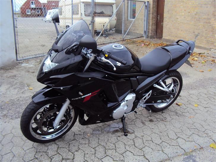 Suzuki GSX 650 F billede 2