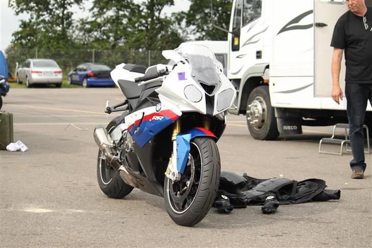 BMW S1000RR - Efter en hård dag på PP :) billede 14
