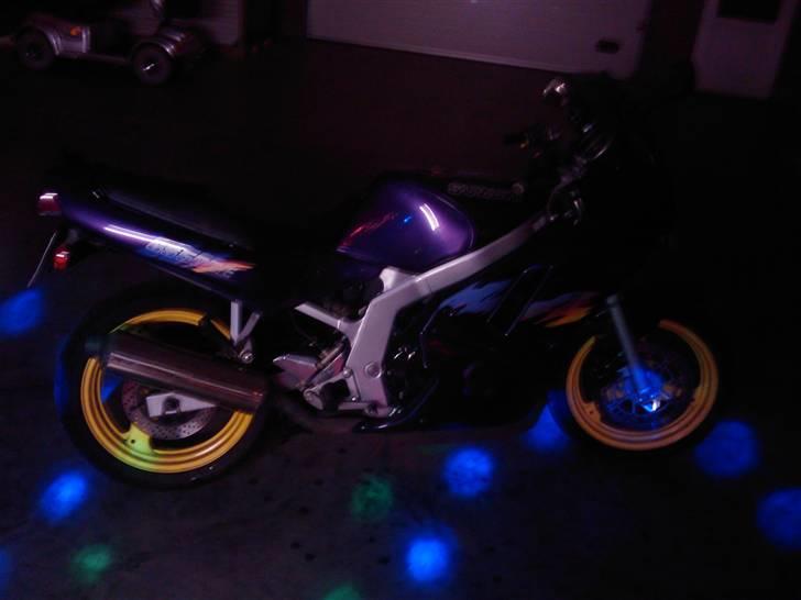 Suzuki GS500E solgt - billeder fra tidliger ejers grage  billede 2