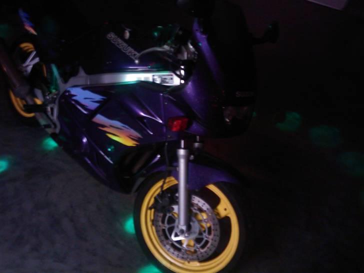 Suzuki GS500E solgt - billeder fra tidliger ejers grage  billede 4