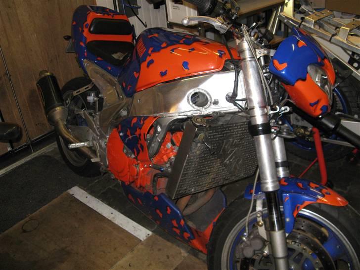 Yamaha fzr SOLGT billede 6