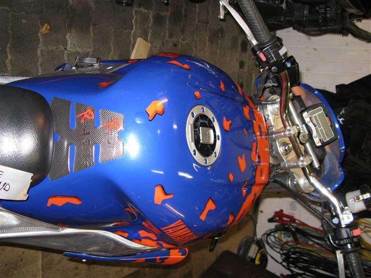 Yamaha fzr SOLGT billede 7