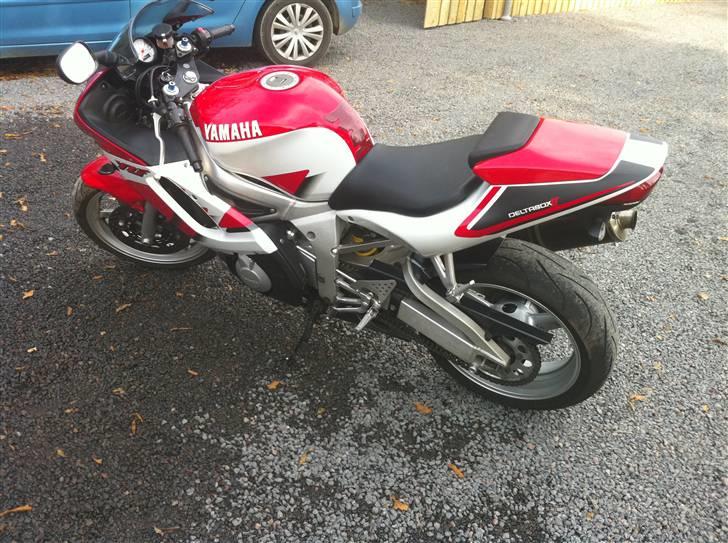 Yamaha YZF R6 billede 3