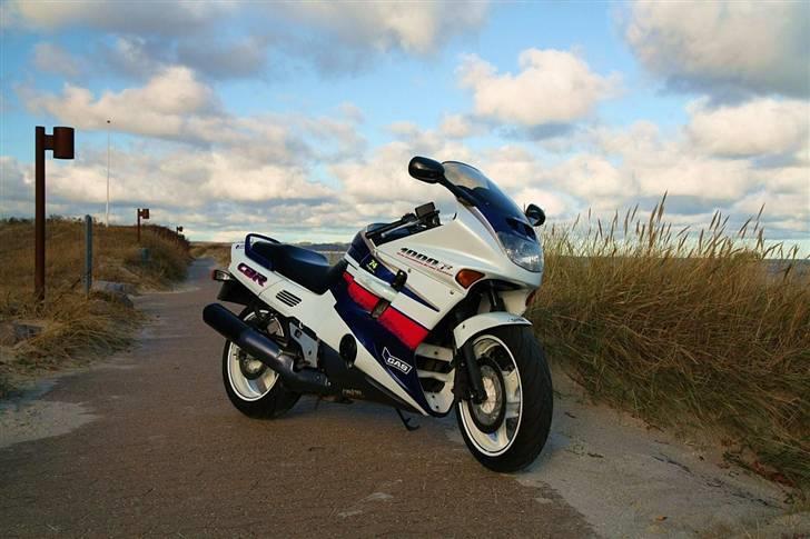 Honda cbr 1000f SOLGT billede 6