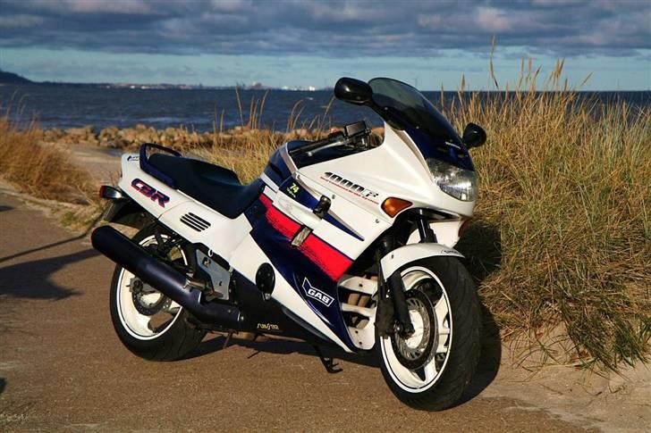 Honda cbr 1000f SOLGT billede 12