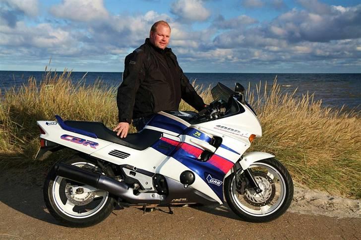 Honda cbr 1000f SOLGT billede 17