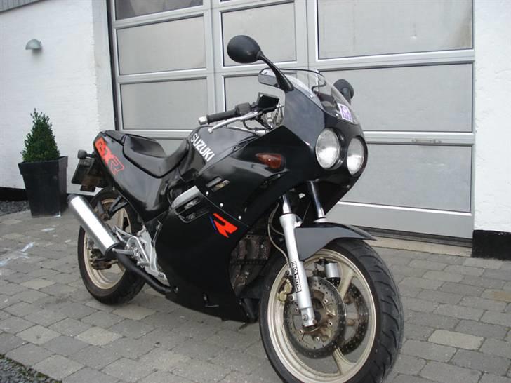Suzuki GSXR 250 billede 3