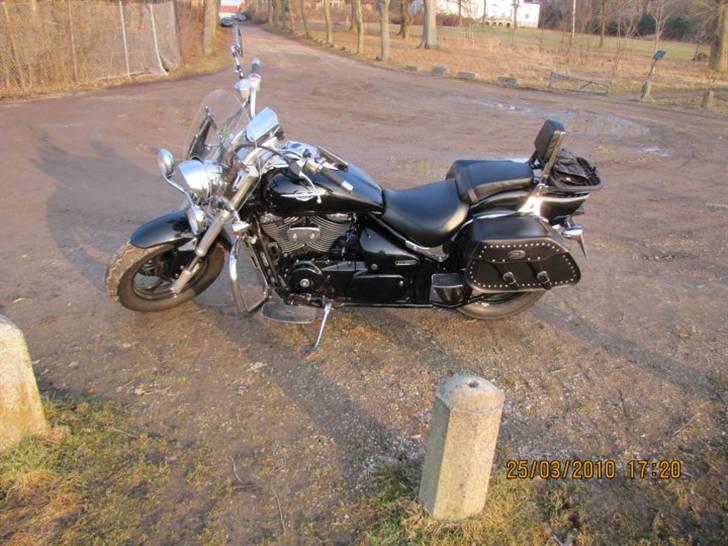 Suzuki M 800 billede 1