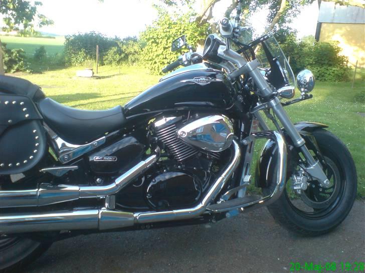 Suzuki M 800 billede 2