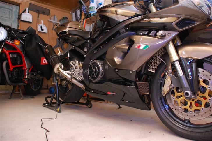 Aprilia SL 1000 Falco-SOLGT - Underkåbe monteret november 2010 billede 15