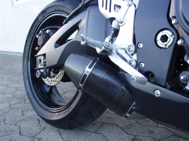 Suzuki GSXR 750 K7 - SOLGT billede 7