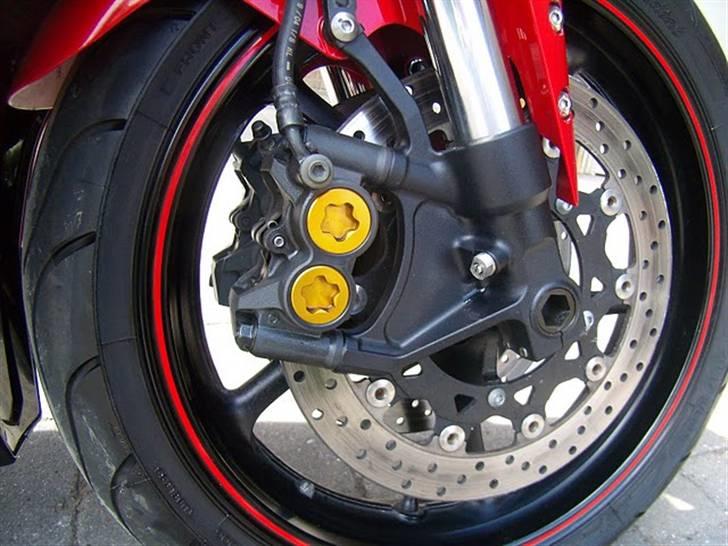 Yamaha YZF R6 Solgt billede 8