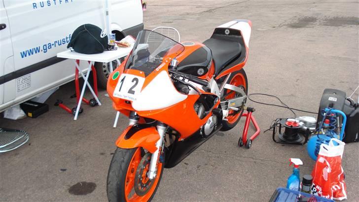 Yamaha yzf r6 SOLGT!! billede 1