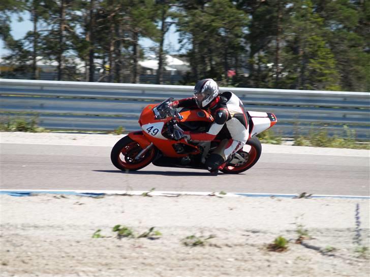 Yamaha yzf r6 SOLGT!! billede 4