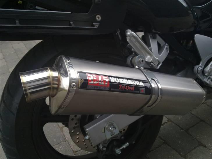 Suzuki GSXF 750 (SOLGT) billede 4