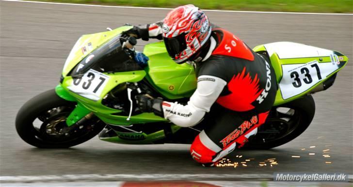 Yamaha yzf R1 - der er nok at se til for at få styr på det afjedring billede 4