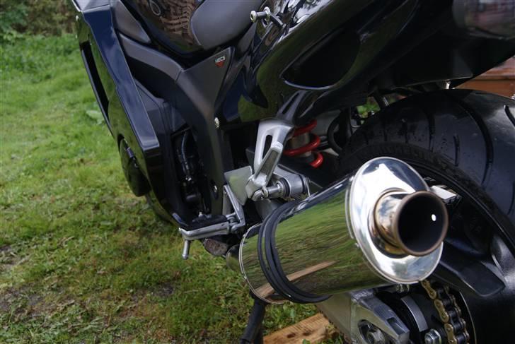 Honda 1100 Blackbird "SOLGT" billede 4