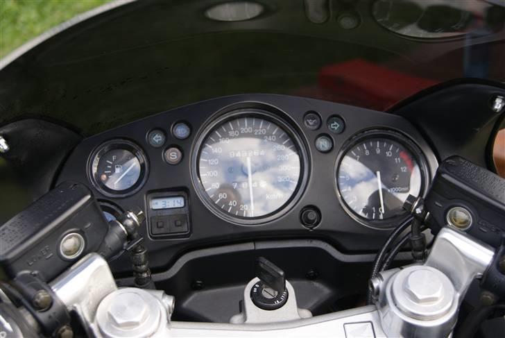 Honda 1100 Blackbird "SOLGT" billede 5