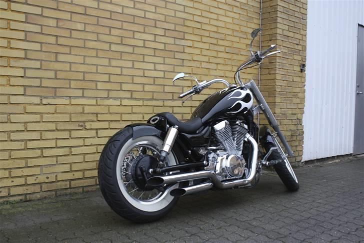 Suzuki Intruder VS 750 (SOLGT) billede 5