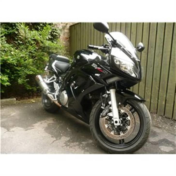 Suzuki SV1000 - så er der lidt at lave i løbet af vinteren:-) billede 15