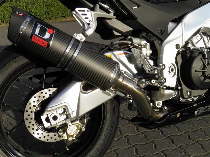 Aprilia RSV4 R billede 10