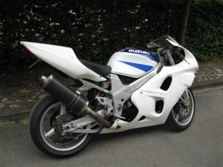 Suzuki TL1000R (Baneged) billede 2