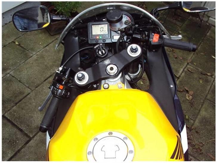 Honda cbr 929 billede 6