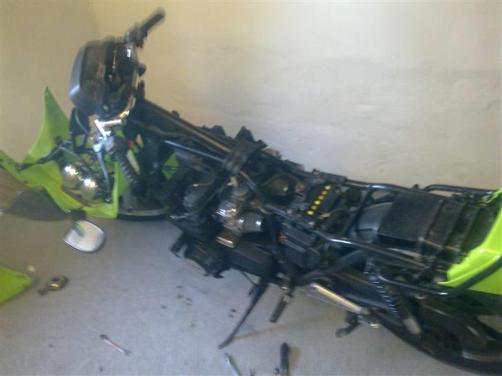 Kawasaki z 750 gp 1983  (SOLGT) billede 8