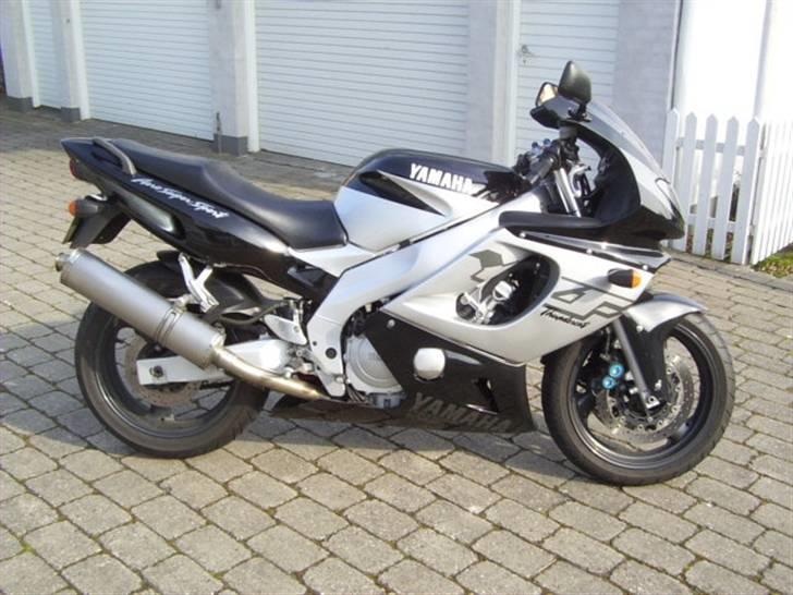 Yamaha YZF600R THUNDERCAT billede 1