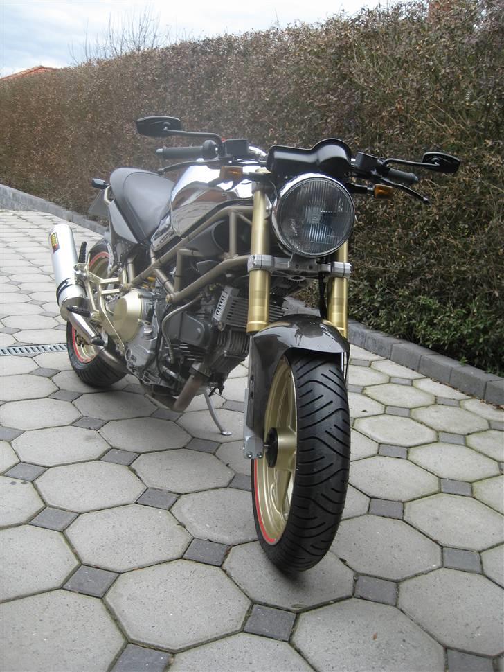 Ducati Monster 750 billede 7