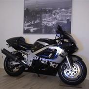 Suzuki Gsxr 600 Srad