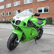 Kawasaki zx7r