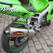 Kawasaki zx9r