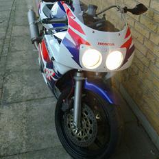 Honda CBR 400 RR *SOLGT*
