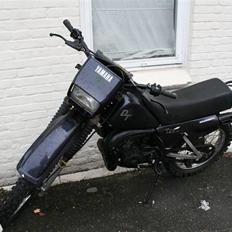 Yamaha DT 125