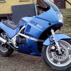 Kawasaki GPZ 600 R Ninja (Solgt) 