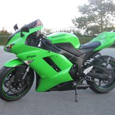 Kawasaki ZX6R